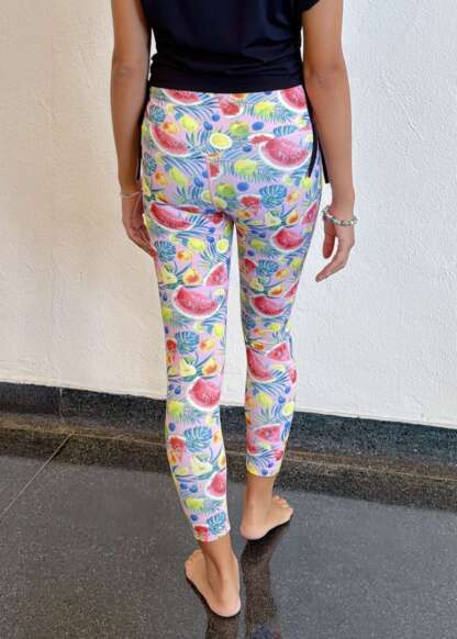 Tropical Picnic Leggings